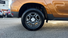 Dacia Duster 1.6 SCe Essential 5dr Petrol Estate